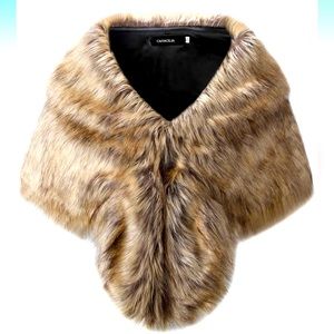 Caracilia Faux Fur Shawl
